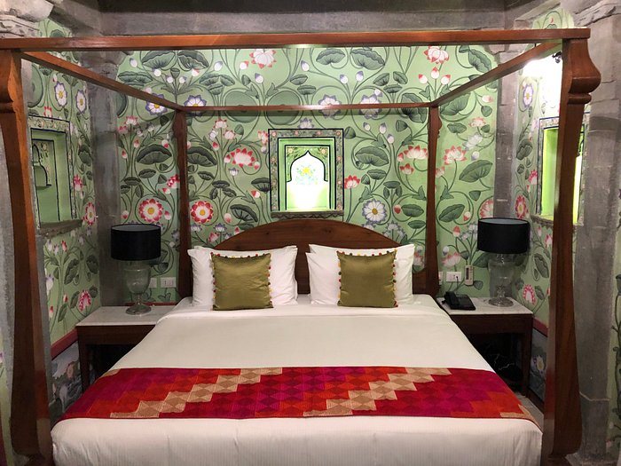 Gogunda Palace — Guest room