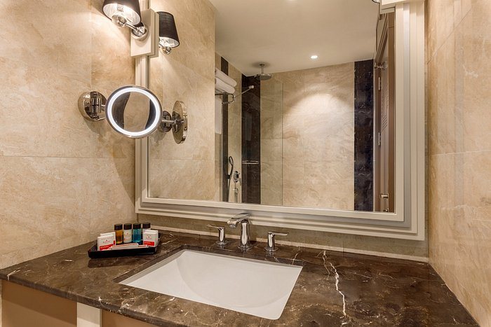 Golden Horn Hotel Istanbul — Bathroom