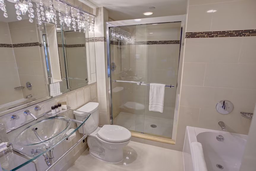 Golden Nugget RV Park — Bathroom
