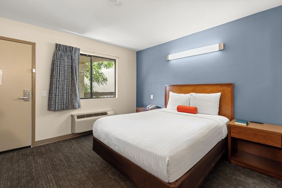 Good Nite Inn Fremont — Guest room