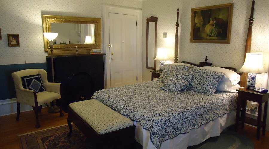 Governor s Mansion Inn — Guest room