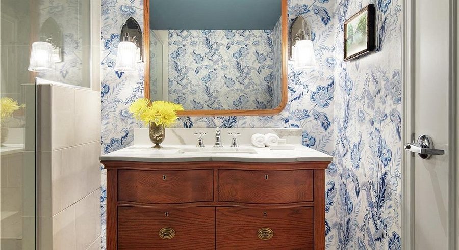 Graduate By Hilton Chapel Hill — Bathroom