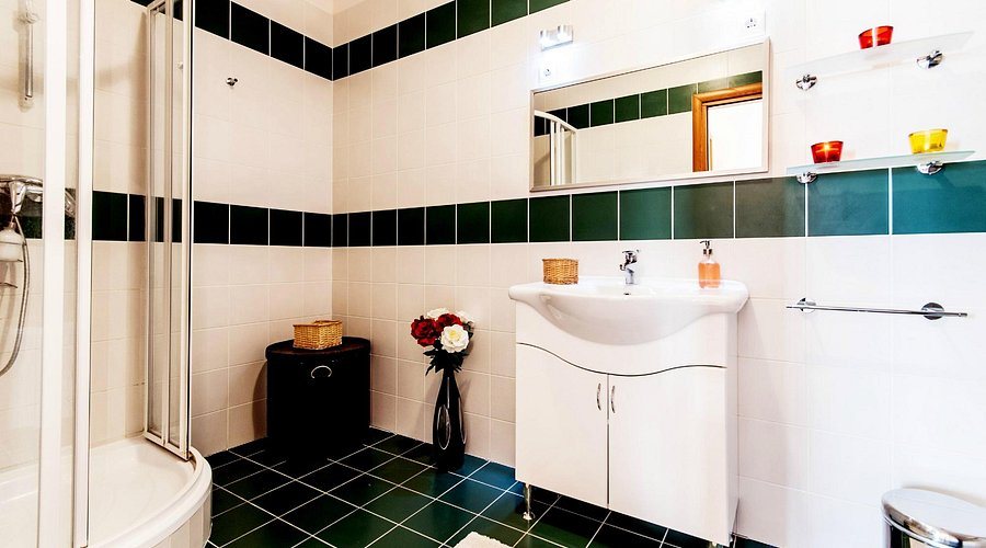 Grand Budapest Apartments — Bathroom