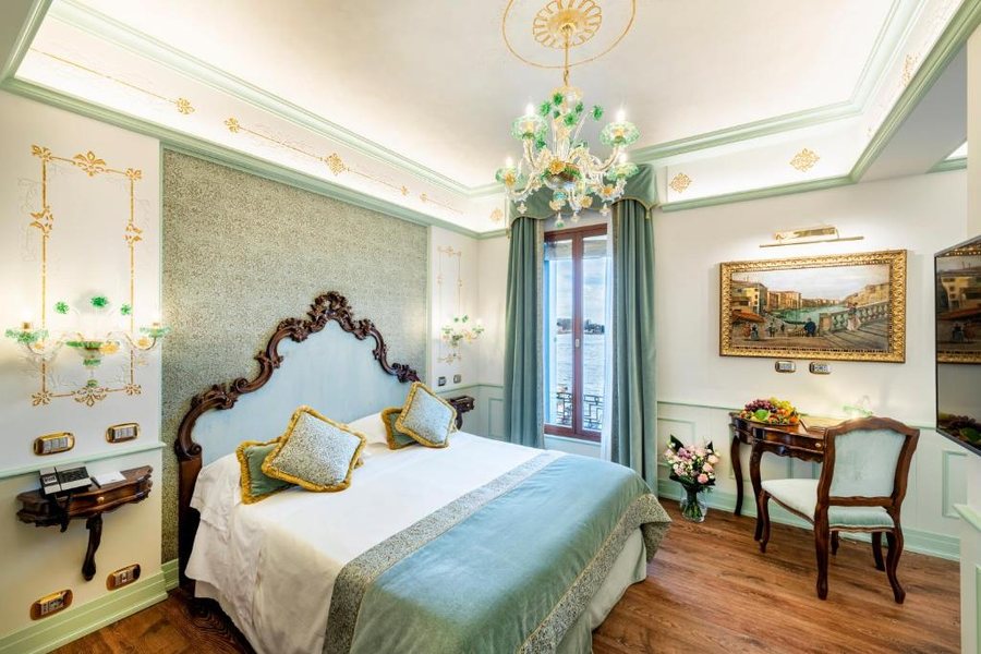 Grand Canal Suites — Guest room