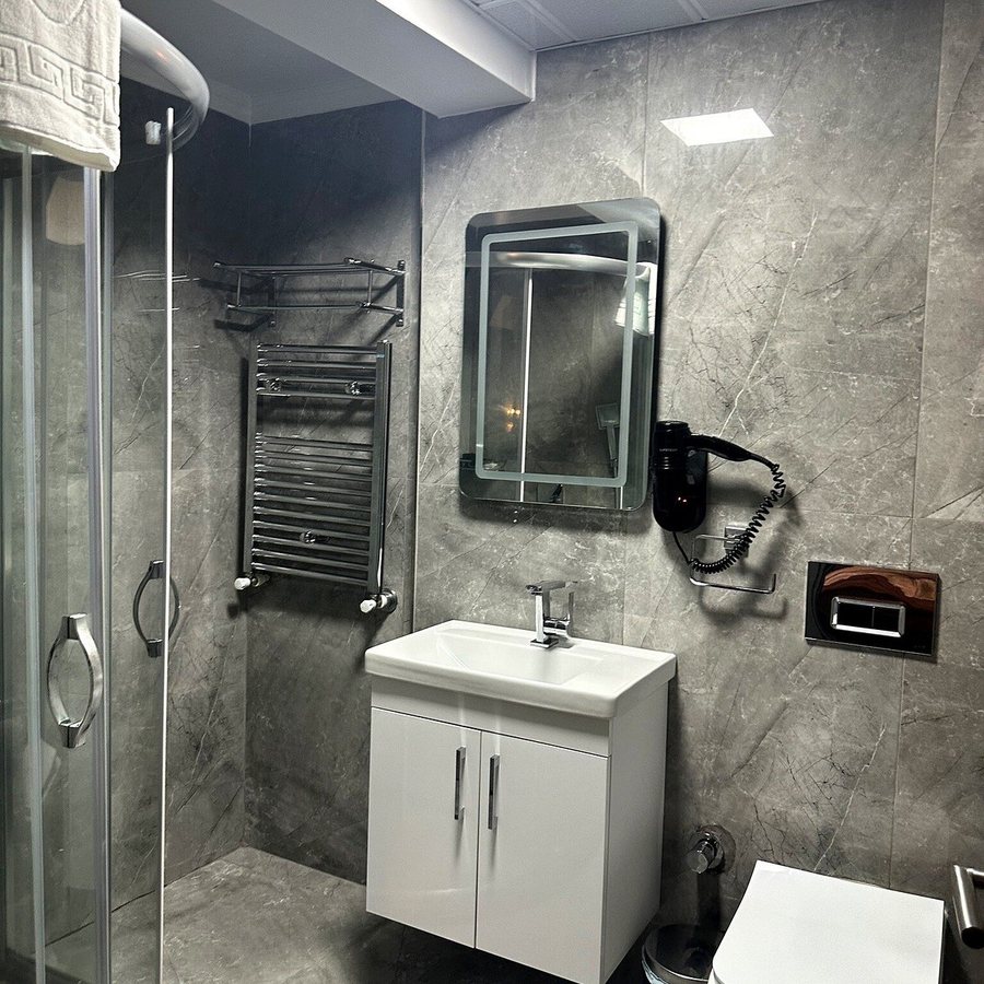 Grand Gedikpasha Hotel Istanbul — Bathroom