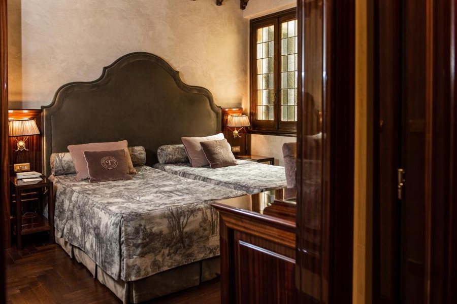 Grand Hotel Baglioni Firenze — Guest room