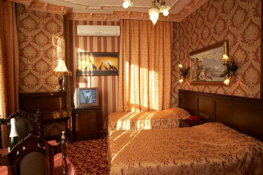 Grand Hotel de Londres Istanbul — Guest room