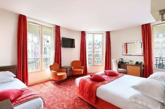 Grand Hotel De Normandie — Guest room