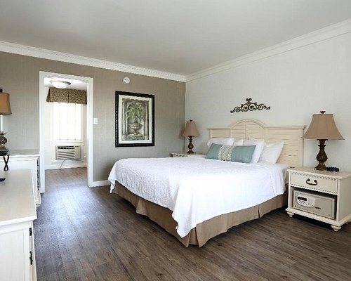 Grand Hotel Of Cape May — Guest room