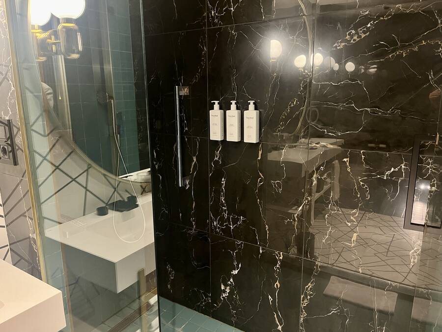 Grand Hyatt Barcelona Barcelona Catalonia — Bathroom