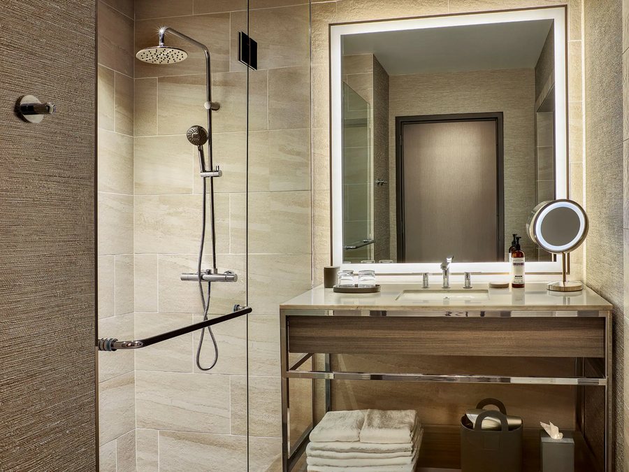 Grand Hyatt Deer Valley — Bathroom