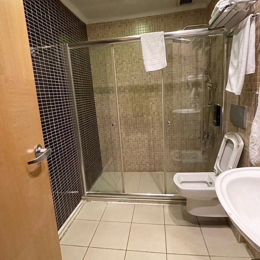 Grand Makel Hotel Topkapi Istanbul — Bathroom