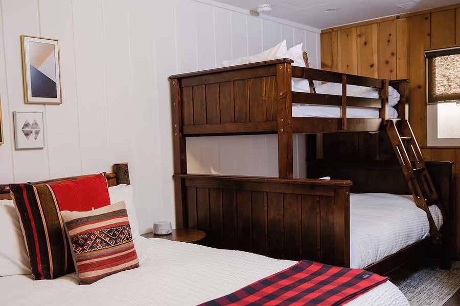 Grand Pine Cabins — Guest room