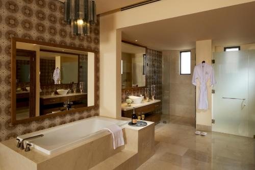 Grand Solmar Pacific Dunes Golf and Spa — Bathroom