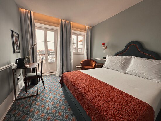 Grande Hotel do Porto — Guest room