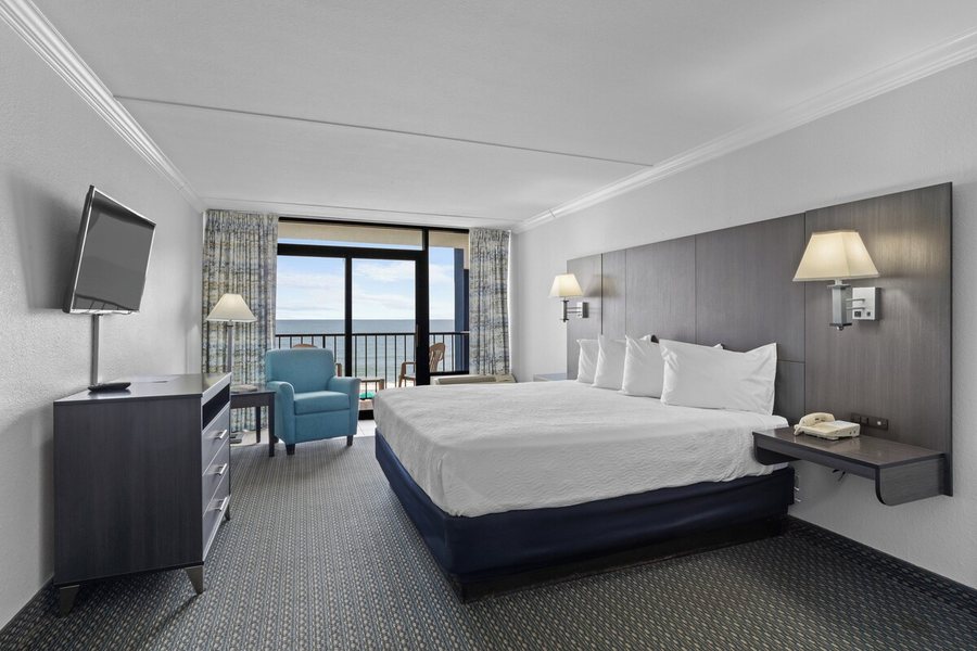 Grande Shores — Guest room