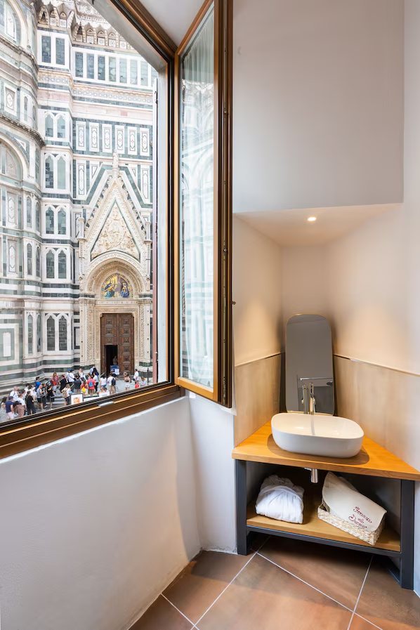 Granduomo Charming Accomodation — Bathroom