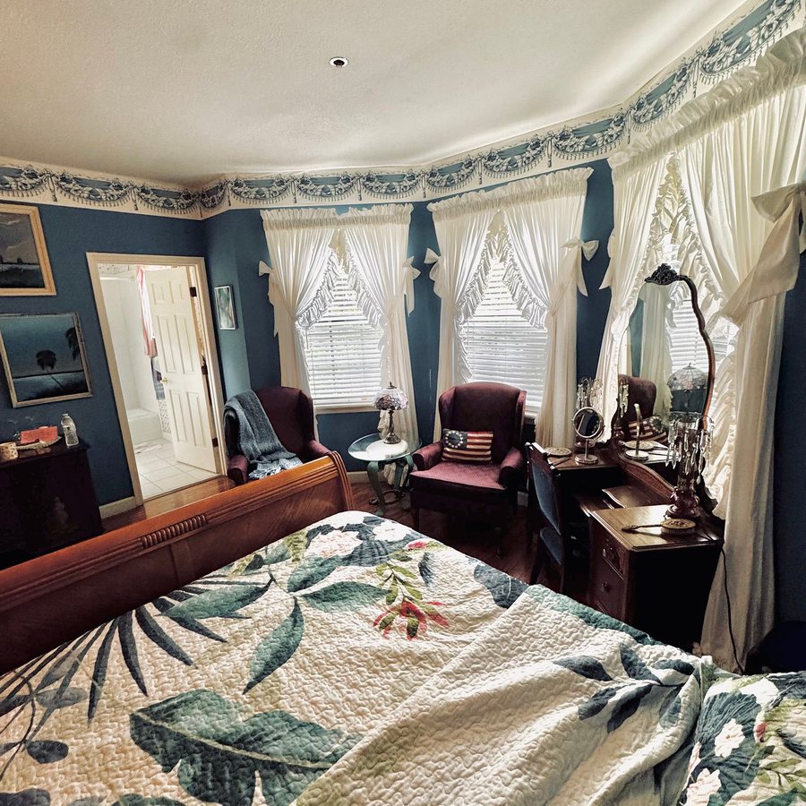 Grandview Bed And Breakfast Mount Dora — Guest room