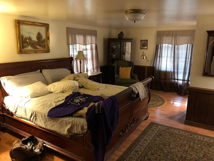 Grandview Lodge — Guest room