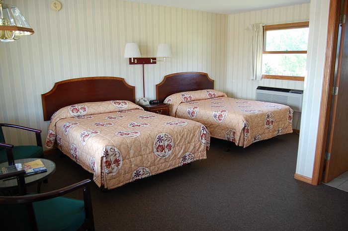 Grant Hills Motel — Guest room