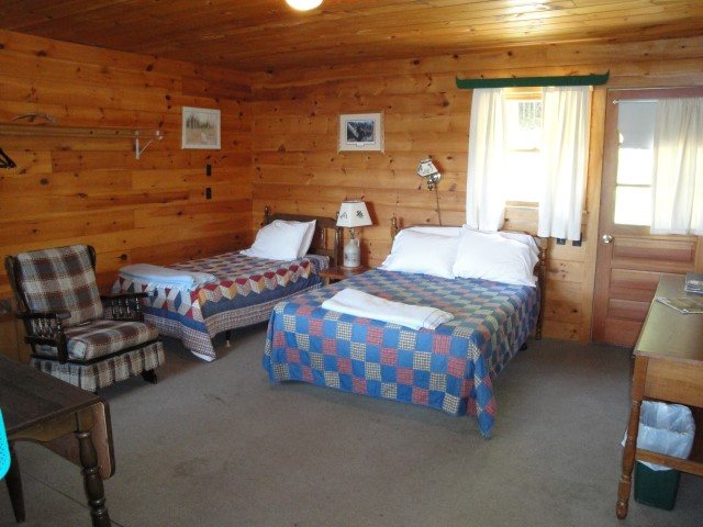 Grant s Kennebago Camps — Guest room
