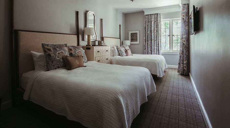 Granville Inn — Guest room