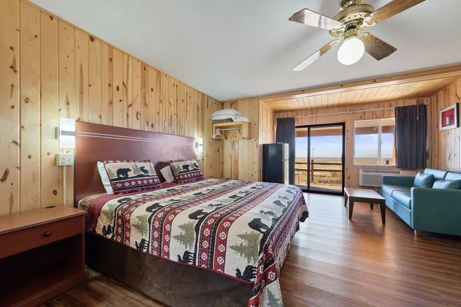 Great Sand Dunes Lodge — Guest room