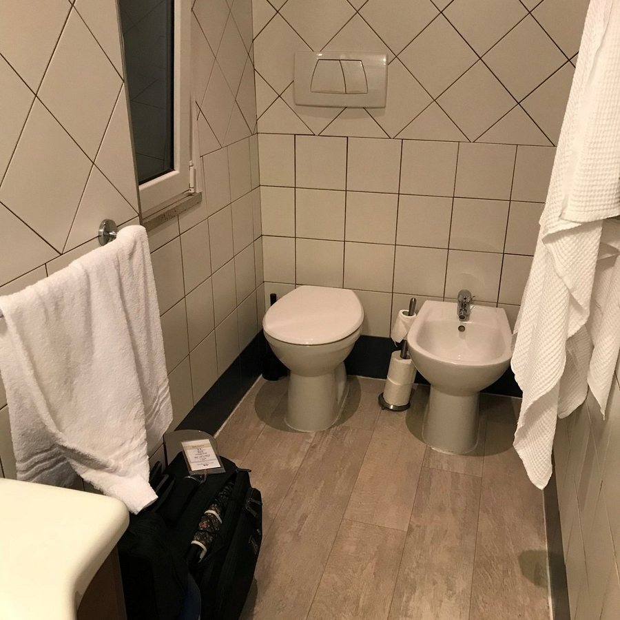 Green Apartments Rome — Bathroom