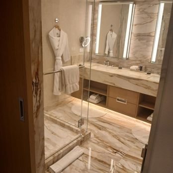 Green Valley Ranch Casino Resort Spa — Bathroom
