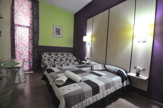 Guesthouse Barcelona Gotic Barcelona Catalonia — Guest room