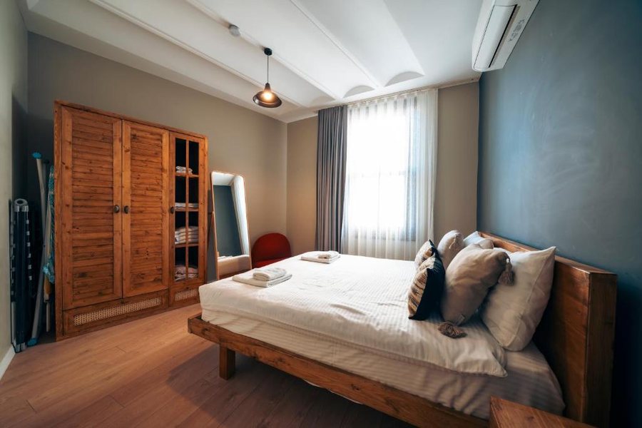 Guestroom Galata Istanbul — Guest room