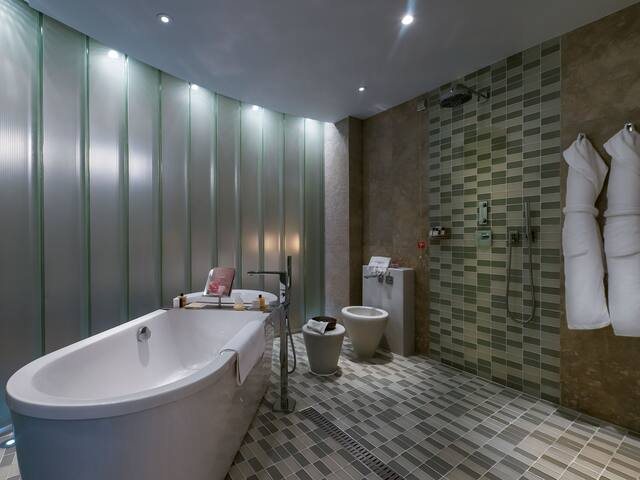 Gulhanepark Hotel Spa Istanbul — Bathroom