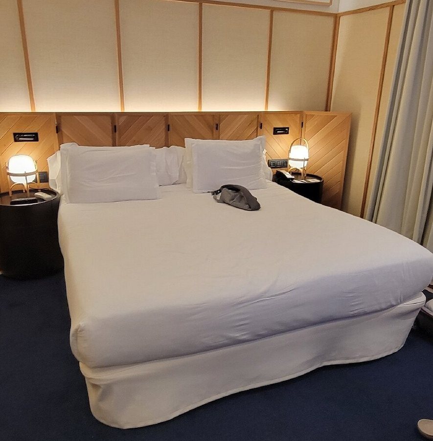 H10 Madison Barcelona Catalonia — Guest room