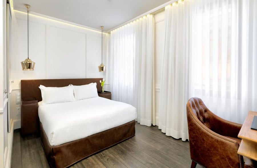 H10 Montcada Barcelona Catalonia — Guest room