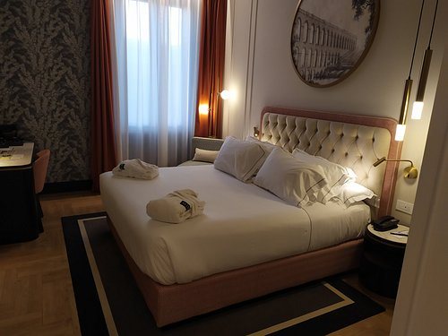 H10 Palazzo Galla — Guest room