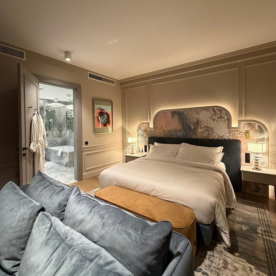 H15 Luxury Palace — Guest room