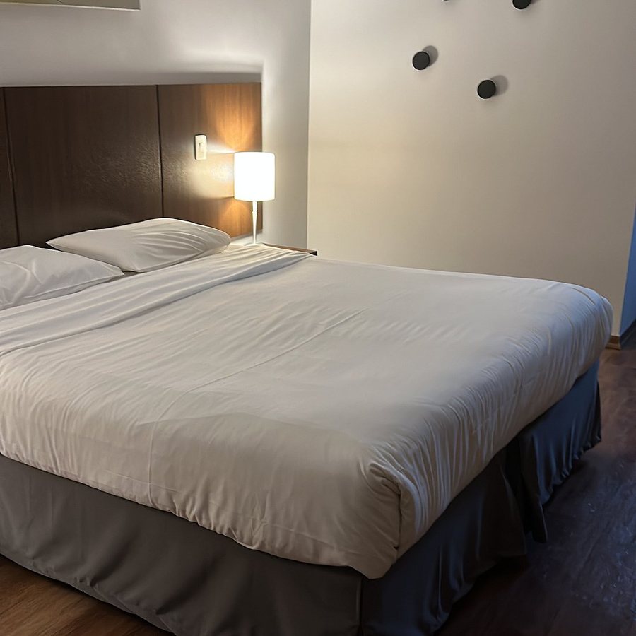 H3 Hotel Paulista — Guest room