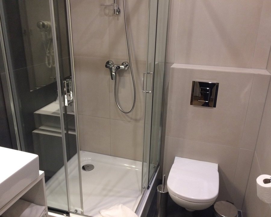 Habitat Apartments — Bathroom