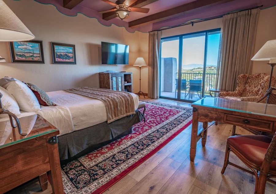 Hacienda del Sol Guest Ranch Resort — Guest room