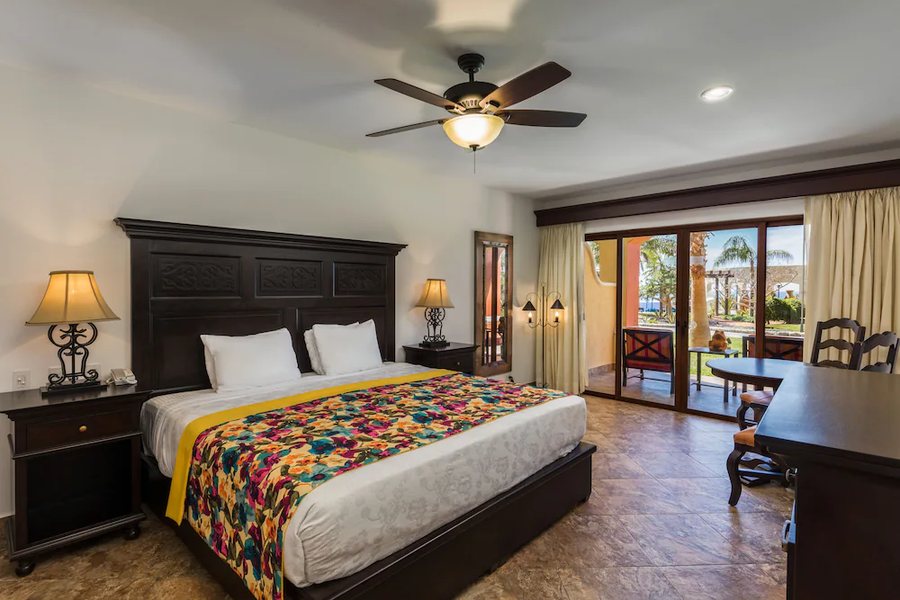 Hacienda Encantada Resort Residences — Guest room