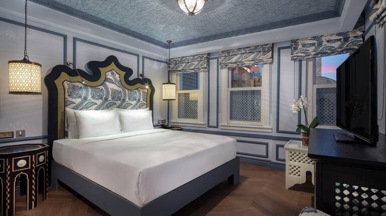 Hagia Sofia Mansions Istanbul Curio Collection by Hilton Istanbul — Guest room