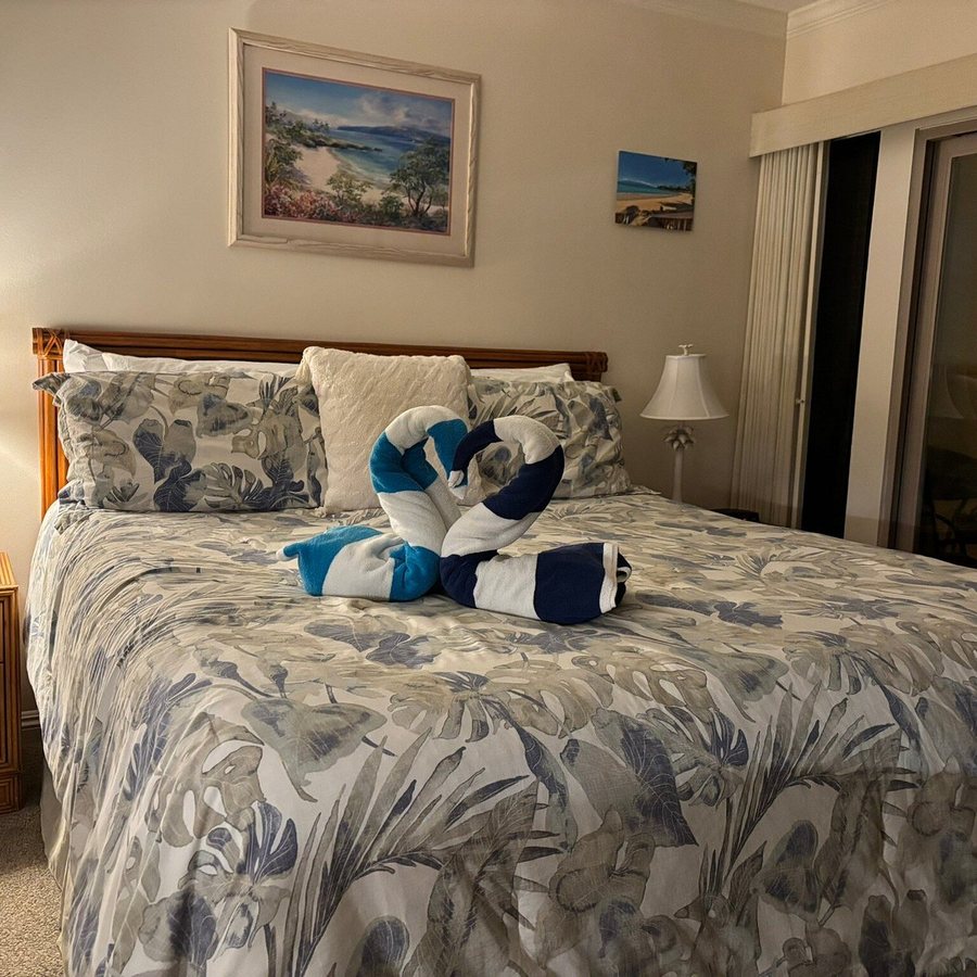 Hale Napili — Guest room