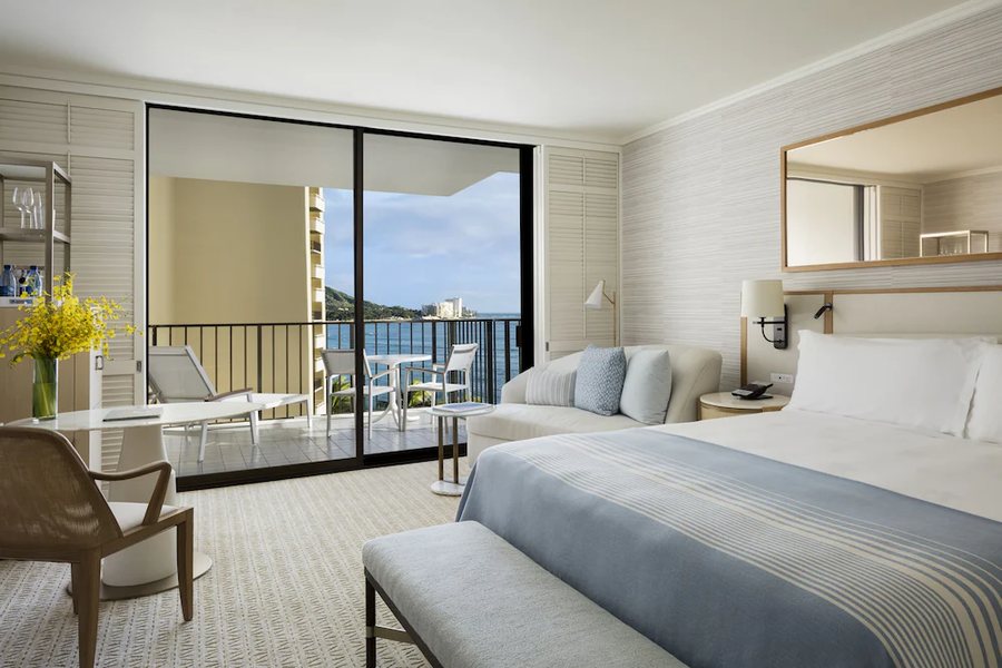 Halekulani Hotel Honolulu Oahu Hawaii — Guest room