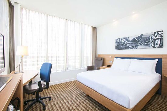 Hampton by Hilton Amsterdam Arena Boulevard — Guest room