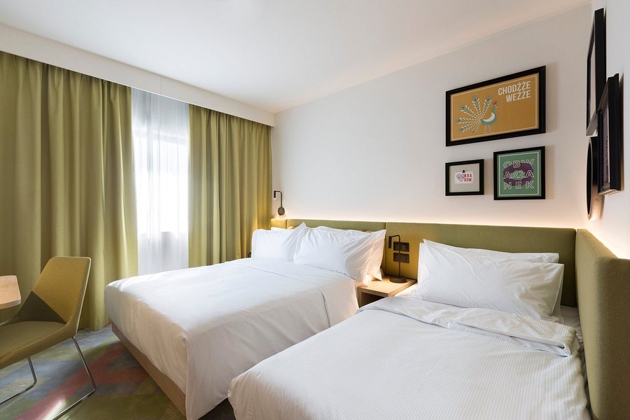 Hampton By Hilton Krakow Airport — Guest room