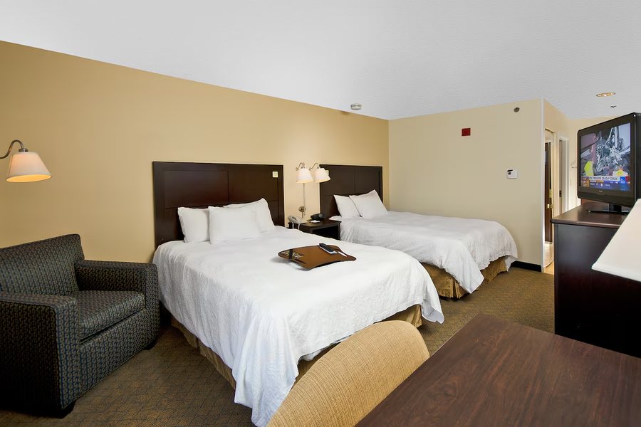 Hampton Inn Asheboro — Guest room