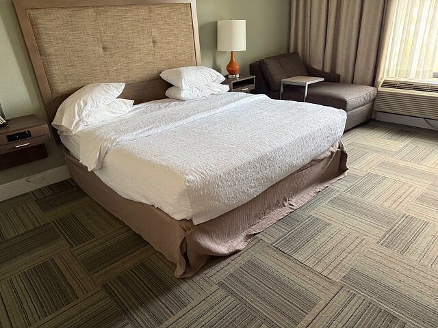 Hampton Inn Bainbridge — Guest room