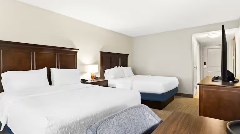 Hampton Inn Blytheville — Guest room