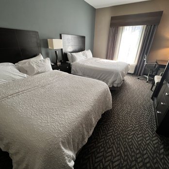Hampton Inn Crystal River FL — Guest room