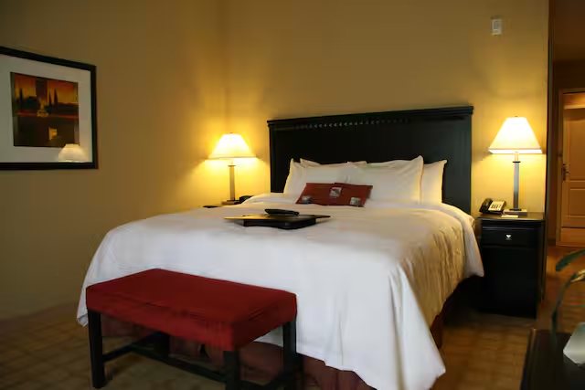Hampton Inn Dade City Zephyrhills — Guest room